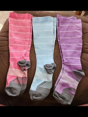 Doctor's Select Plus Size Compression Socks Wide Calf Size 2XL 3 Pairs